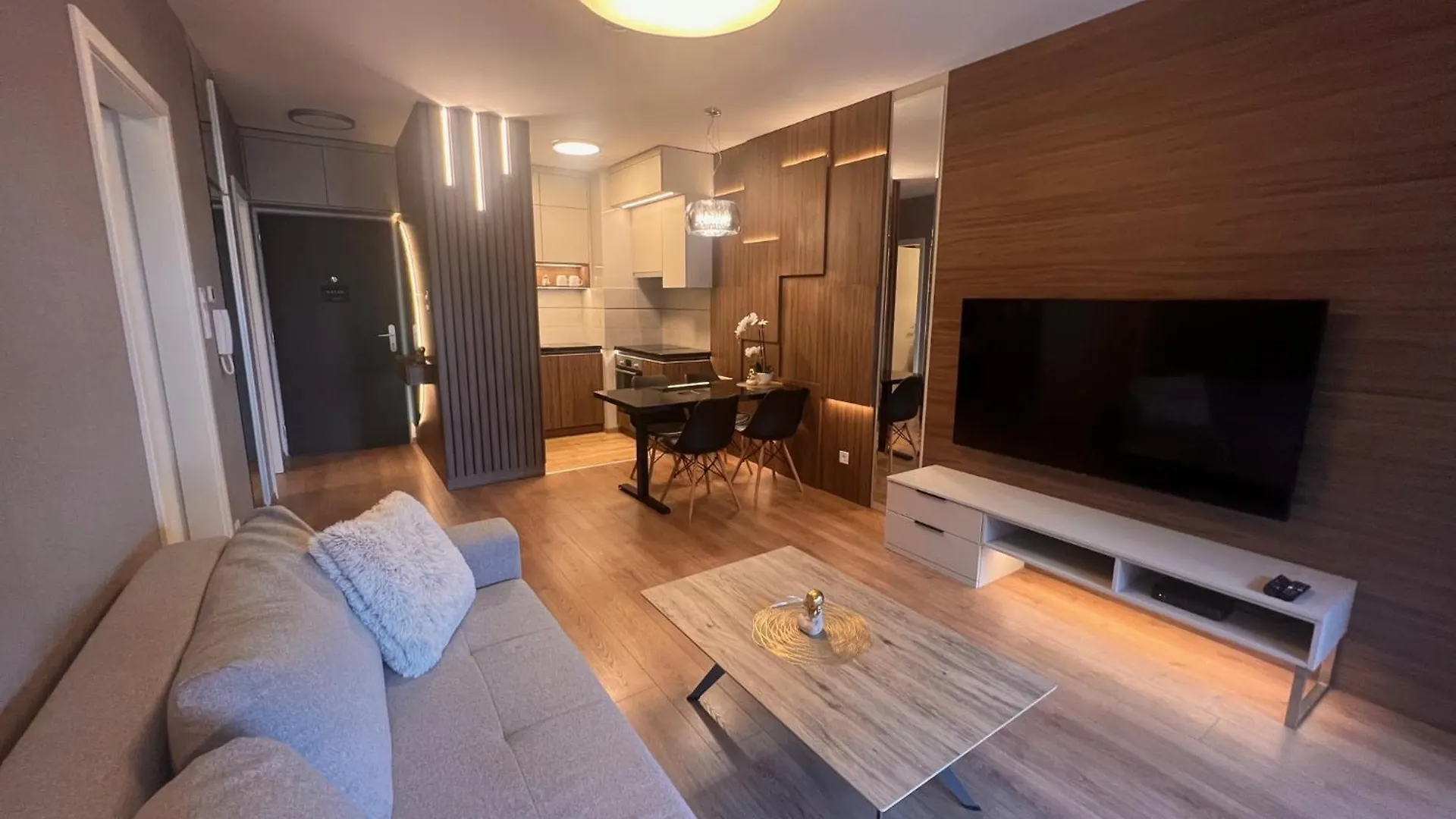Karzo Property Lk 203 Budapest 0*,