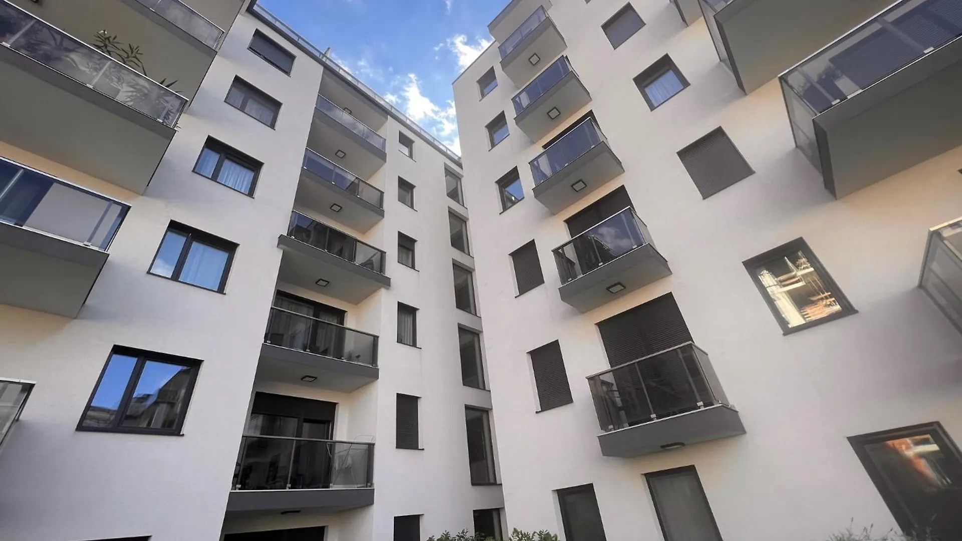 Karzo Property Lk 203 Budapest